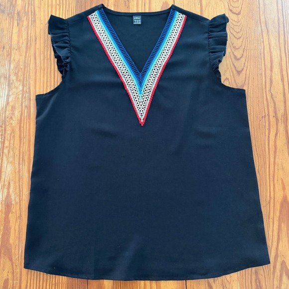 Tops - Black Ruffle Sleeve V-Neck Blouse Crochet Lace Trim Somen's‎ Size M 6